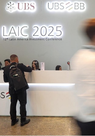 Registration Desk of LAIC
